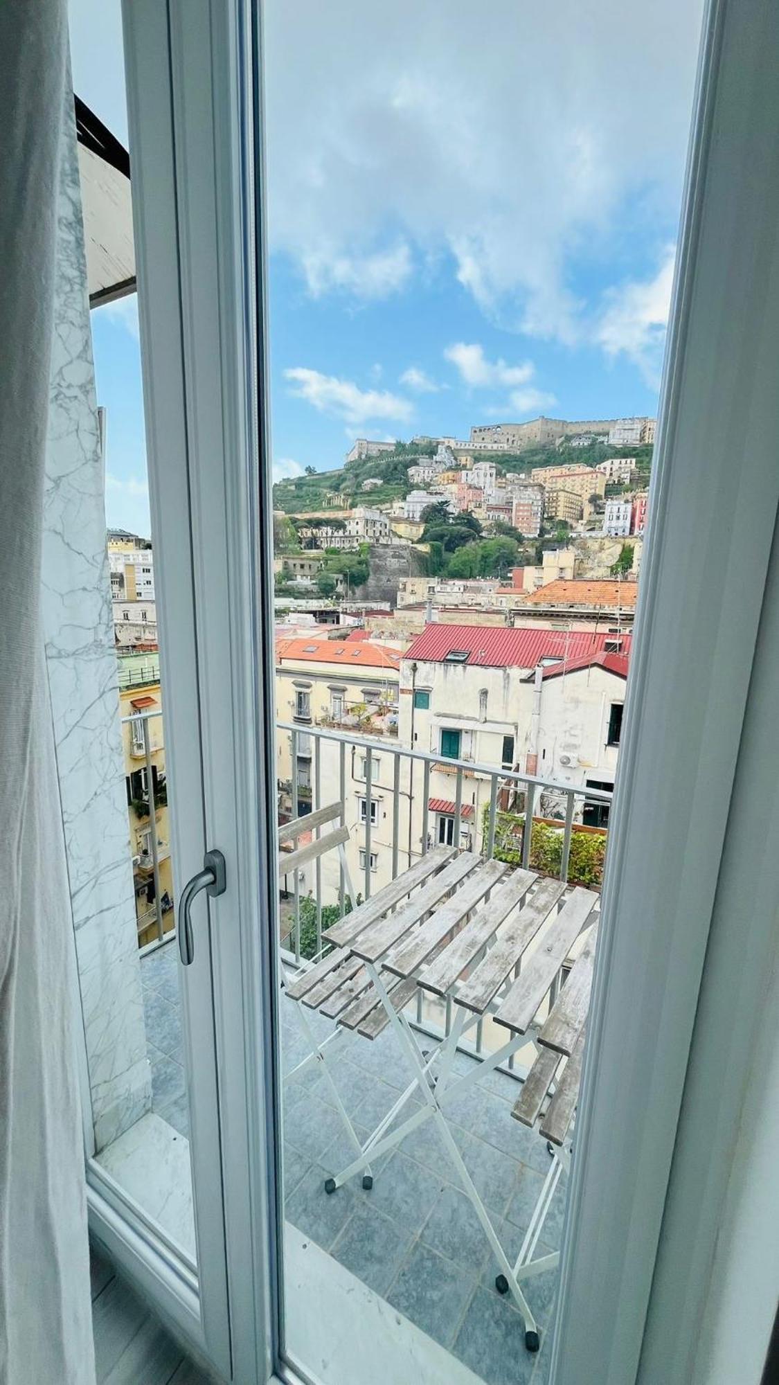 A Casa Di Gemma Bed & Breakfast Napoli Eksteriør bilde